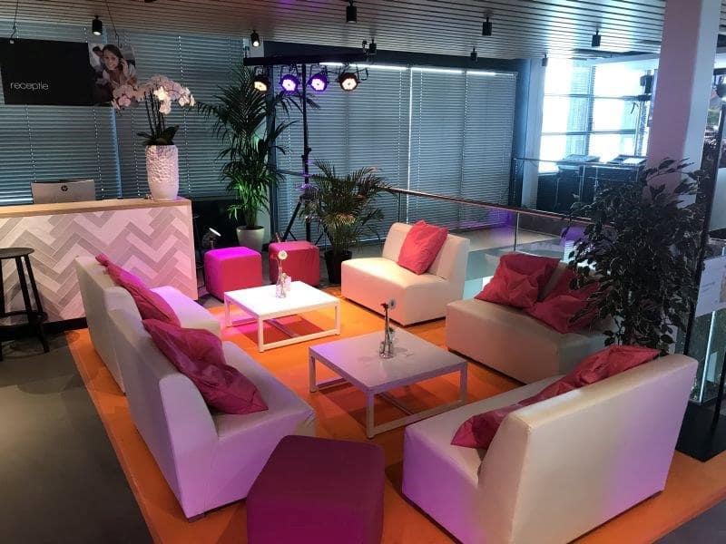 lounge huren roze 